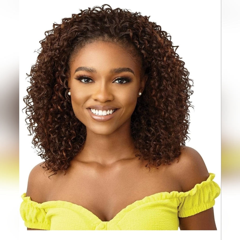 Outre converti-cap synthetic wig Teazy does it Color 1B *Never Been Worn*